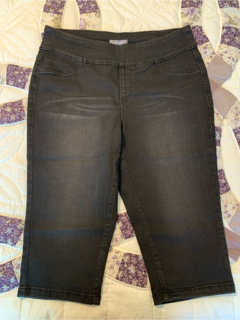 Falls Creek Dark Gray Stretch Ankle Capri Jeans